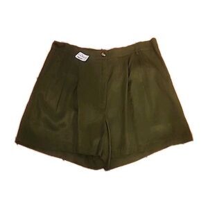 The Drop XXL Green Pleated Shorts